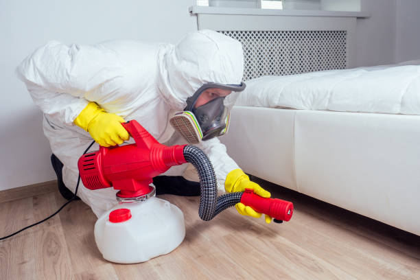 Best Emergency Pest Control  in Juneau, WI